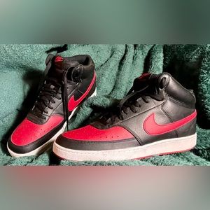 Nike Court Vision Mid Black & University Red Basketball Shoes Mens Sz 11.5